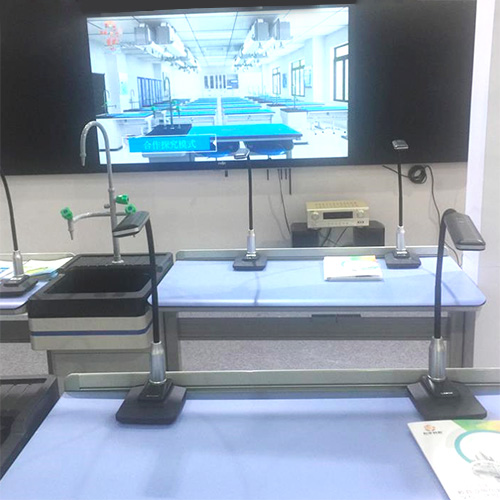 智慧實驗室互動教學系統(Q8)